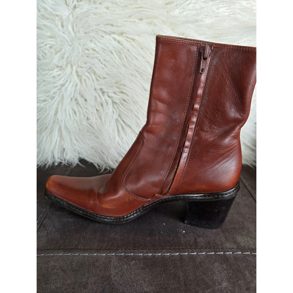 Gianni Bini Flower Embroidered Brown Leather Western Ankle Boots Women's 8.5 - Picture 14 of 16